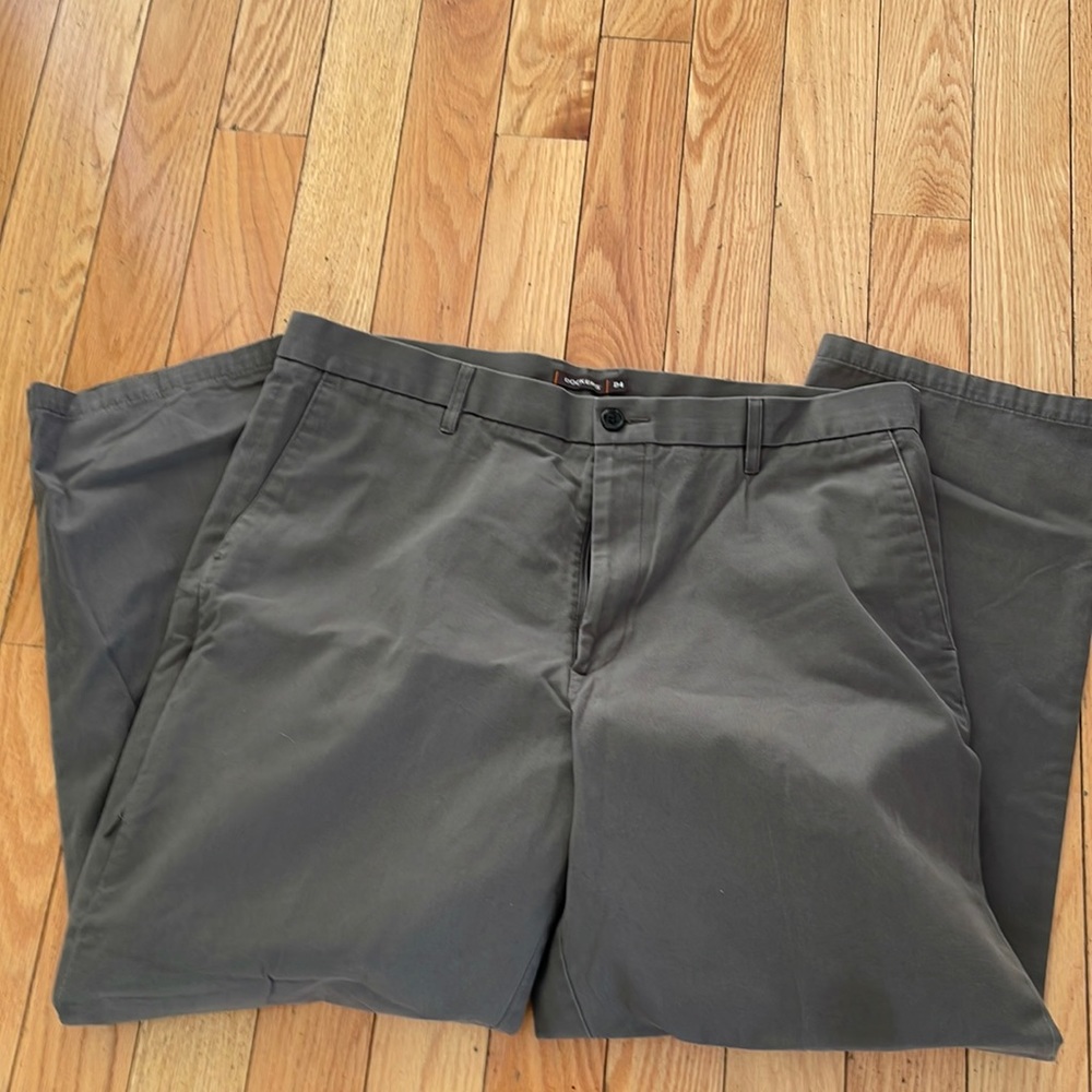 Dockers khakis